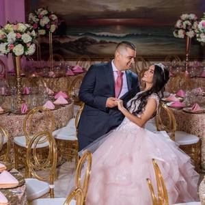 Meet your Posher, Eva